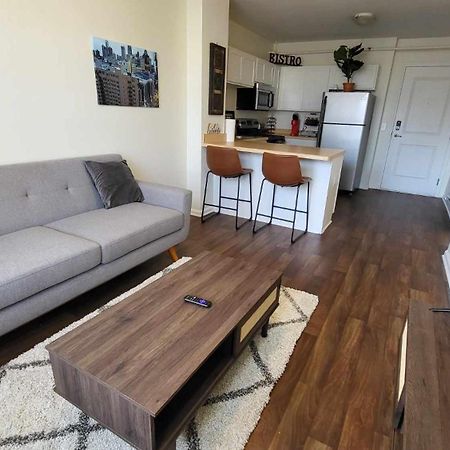Heart Of Detroit Gem! 2Br Apt Exterior photo